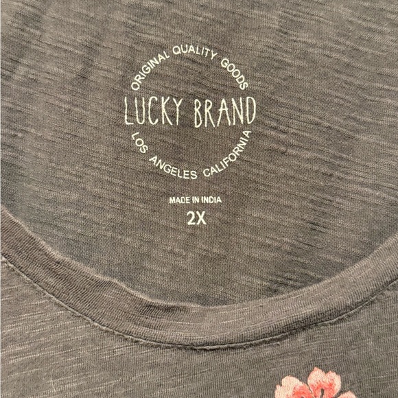 Lucky Brand Women’s Peacock Embroidered Tank Top Grey Plus Size 2X - Picture 8 of 11